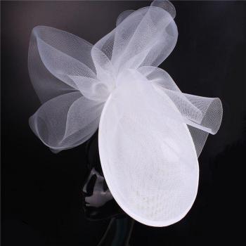 Fascinateur de mariage en lin