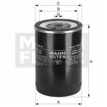 MANN-FILTER Diesel Fuel Filter WK 8215 for Utility Vehicles