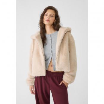 Stradivarius Kapuzenjacke Vanille aus Kunstfell L