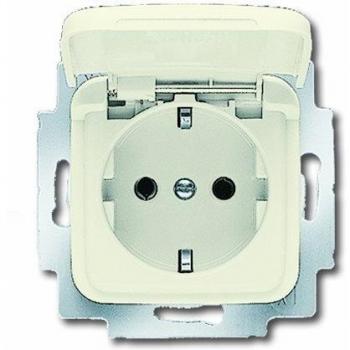 Busch-Jaeger Duro 2000 SI White Socket Outlet