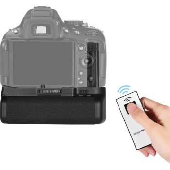 Nikon D5100 D5200 Vertical Battery Holder with IR Remote and EN-EL14