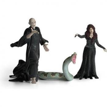 Wizarding World™ Lord Voldemort™, Nagini & Bellatrix Lestrange Figures