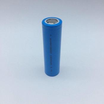 Suqy 3.7V Lithium Ion 18650 Battery 1500mAh with Charging Kit