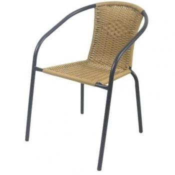 Silla apilable exterior Trivia de rattan sintético y acero
