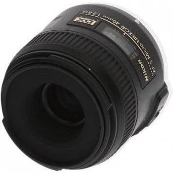 Nikon AF-S DX 40mm 2.8G Makro
