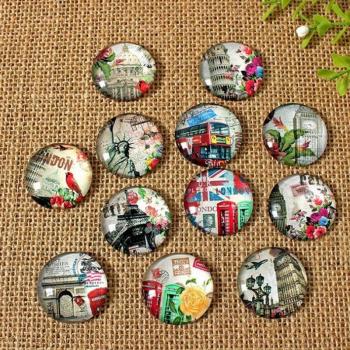 Kreative Glas-Mosaikfliesen für individuelle Akzente