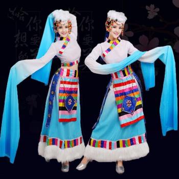 Traditional Mongolian Women's Clothing