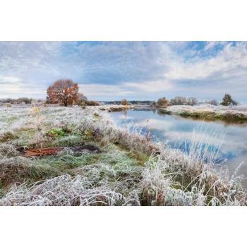 Papermoon Fototapete Wintertraum am Fluss