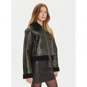 Pippi Regular Fit Jacke aus Kunstleder von Pieces 17154704 Braun