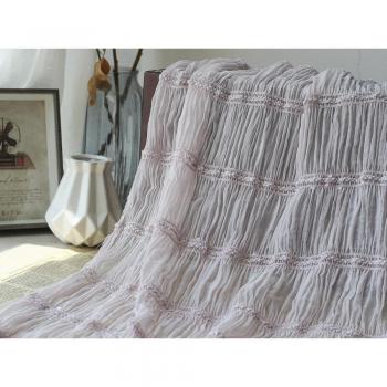 Mousseline de soie rayée avec tulle décoratif
