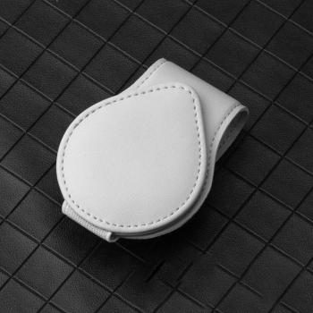 Clip de rangement pour lunettes de voiture