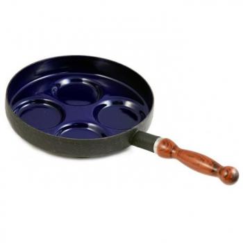 Smaltovaný lívanečník 24 cm s dřevěným úchopem