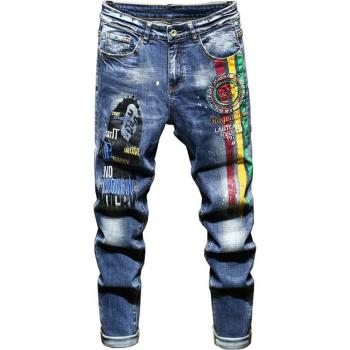 Ropa Callejera “Textos en Denim”