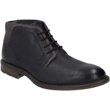 Seibel Black Tread