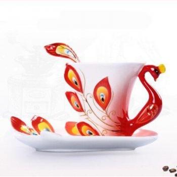 Kreatives Pfau Tee Set