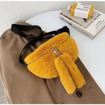 Autumn/Winter Cute Plush Chest Bag