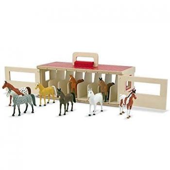 Étable en bois avec 8 chevaux de jeu