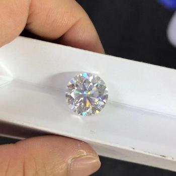 Pierres précieuses Moissanite 5A (0,5 ct) – 5-10,5 mm, numéro GRA ID individuel, couleur blanche brillante