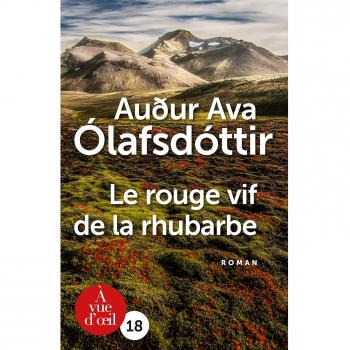 Le rouge vif de la rhubarbe