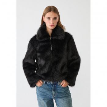 S‑Size Stradivarius Faux Fur Crop Topcoat – Black