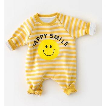 Freundlicher Babyoverall mit Bananenprint