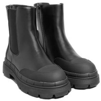 Broad‑Fit Chunky Chelsea Boot – Black