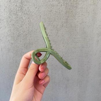 1Pcs Cross Hair Clip for Women