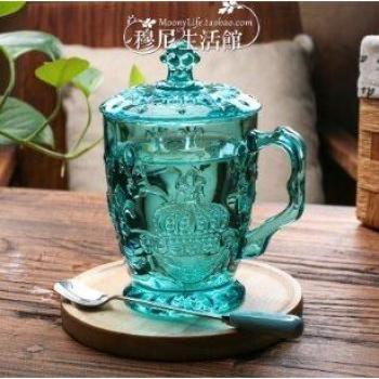 Sombrero de rey para taza