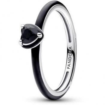 Anillo “Me” de Pandora – Corazón Negro en Plata