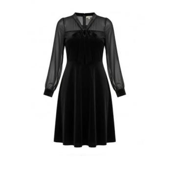 Velvet Mystique Robe Skater à Manches Transparentes