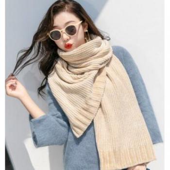 Accesorio de Invierno: Bufanda Sólida para Mujer