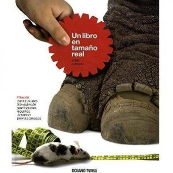 Un libro en tamaño real