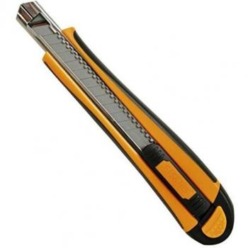 Cortadores FISKARS 9 mm Recarga automática y bloqueo Incluye 5 cuchillas 1004621 (12 u.)