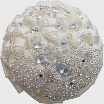 Elegant Ivory Rose Bridal Bouquet