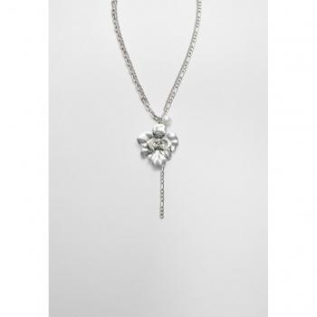 Faux Pearl Flower Charm by Stradivarius – Grey OS