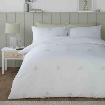 Emily’s Emerald Embroidered Leaf Duvet Collection