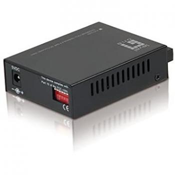 Nivel Uno FVT‑2201 100TX a 100FX SC SMF 20 km – Conversor de Fibra