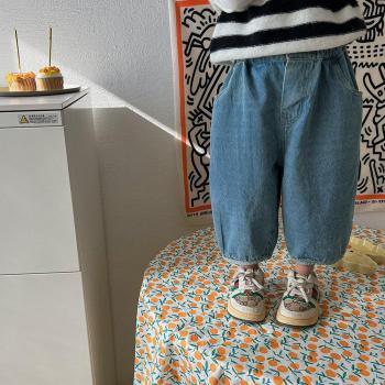 Pantalones vaqueros para niño pequeño