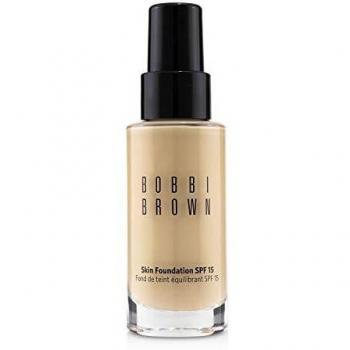 Bobbi Brown Hautfoundation SPF15 in der Nuance 1.25 Cool Ivory