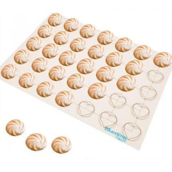 Macaron and Biscuit Non-Stick Baking Mat, 28*39cm with Bear Heart