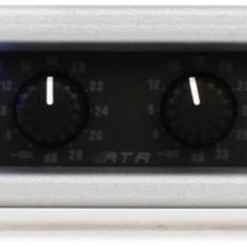 Behringer EPQ304 Europower 4-Kanal Verstärker, 300 Watt, silber