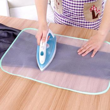 Housse de planche à repasser en maille
