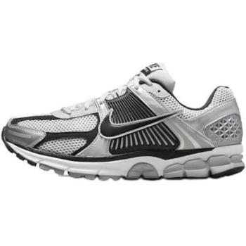 Sneakers Nike Vomero 5 gris clair pour hommes