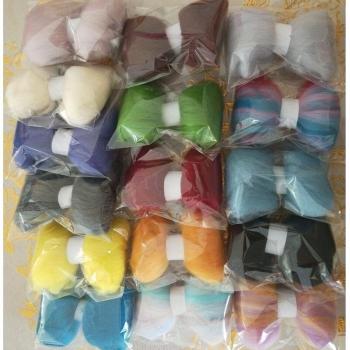Merino Wool Roving Needle Felting Kit