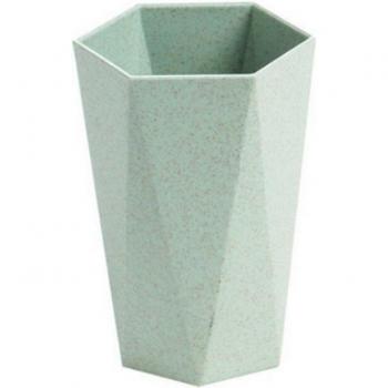 Simple Couple's Mouthwash Cup