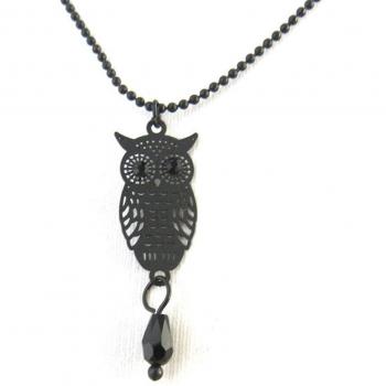 Carmel Black Owl Necklace from Les Trésors De Lily, Product ID M5667