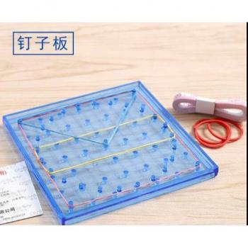 Tablero de uñas educativo