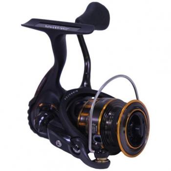 Daiwa Black BG1500 Spinning Reel