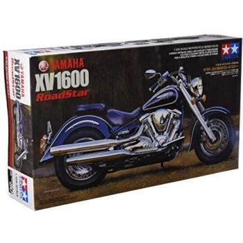 Tamiya 1/12 Scale Yamaha XV1600 Roadstar Model Building Kit