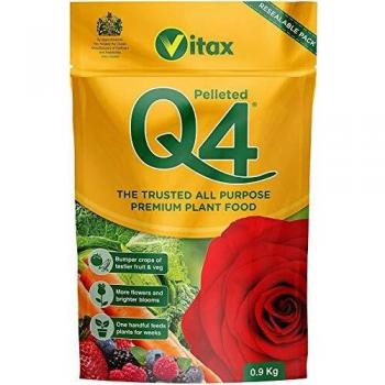 Vitax Ltd Q4 Pelleted Fertilizer 0.9kg